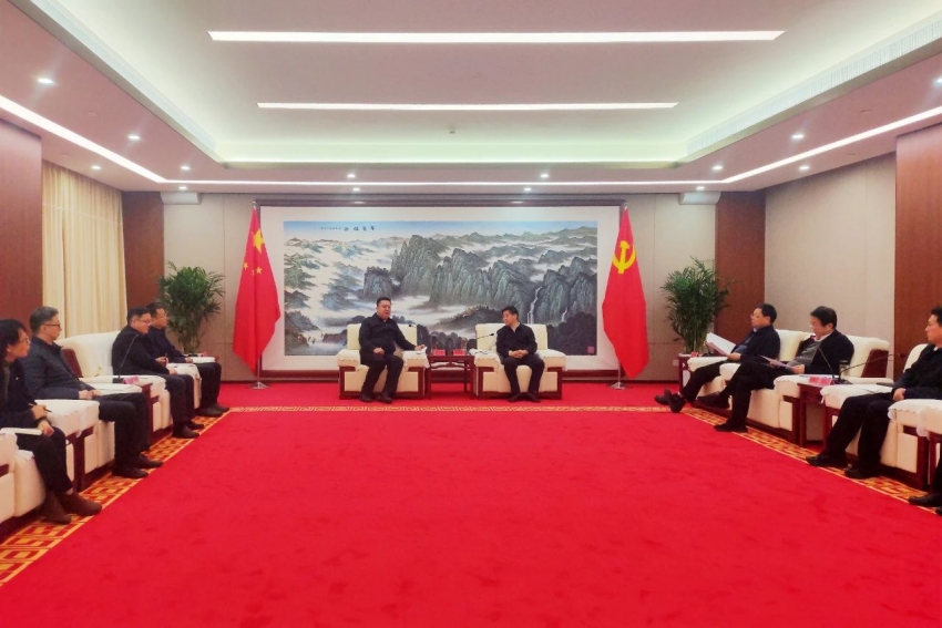 李东会见南阳市委书记王智慧