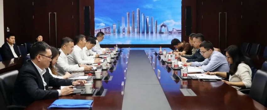 李东到中建三局考察交流