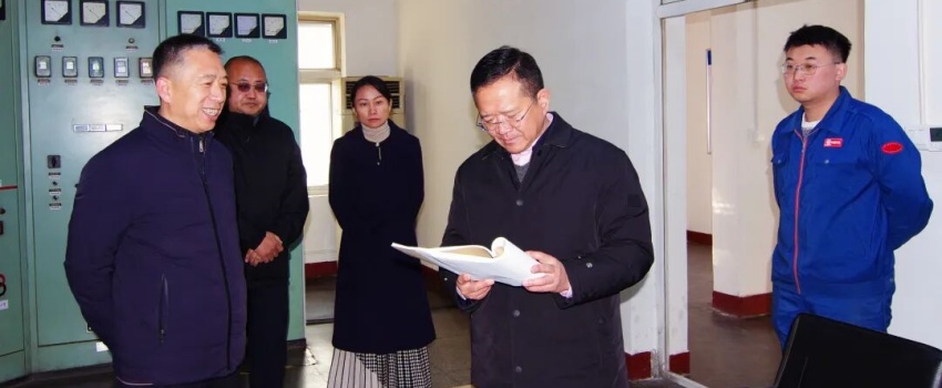 新春送暖 情系一线&mdash;&mdash;侯景滨大年初一走访慰问坚守岗位干部职工